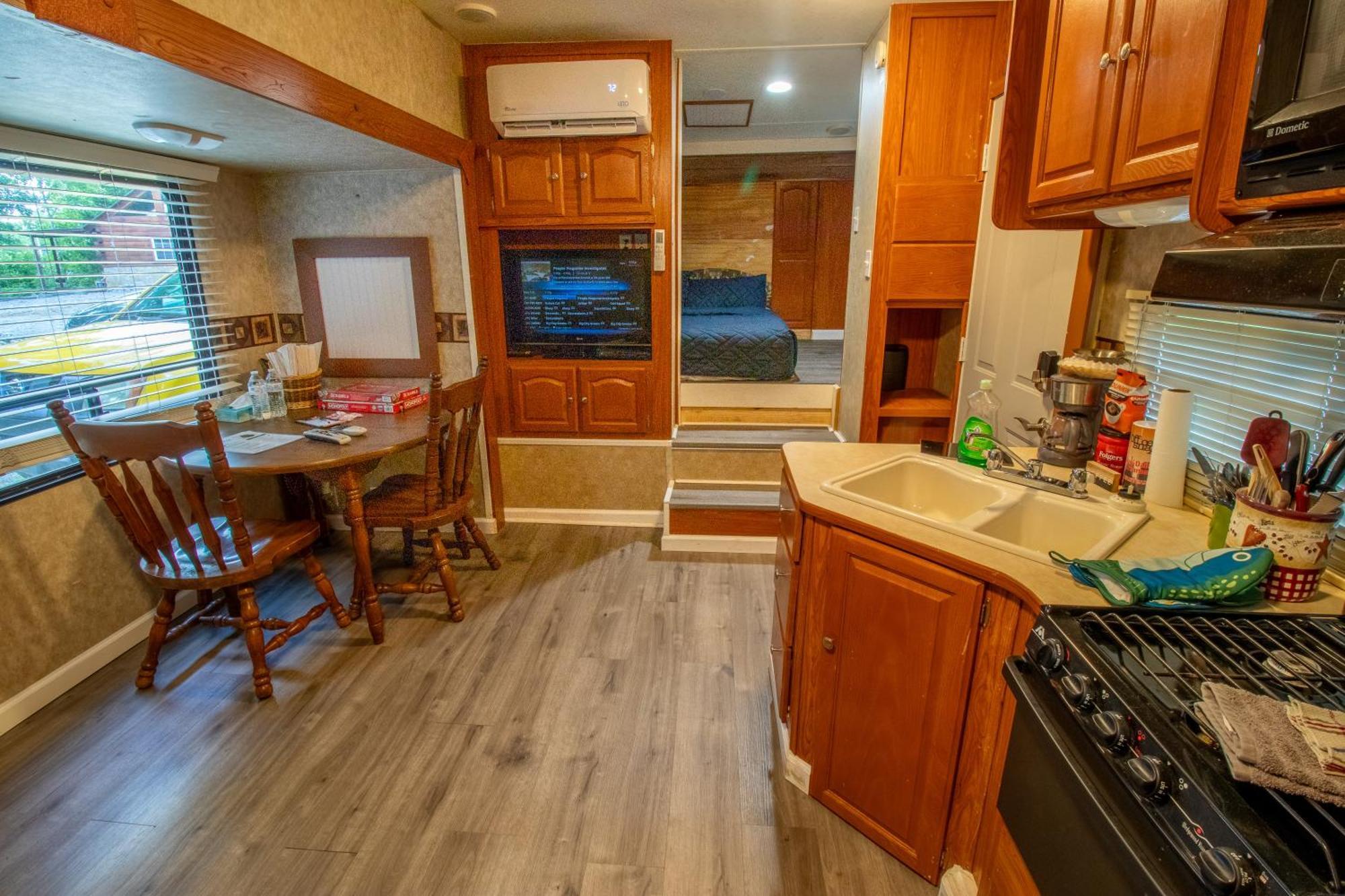 Kozy Haven Log Cabin Rentals Columbia Kültér fotó